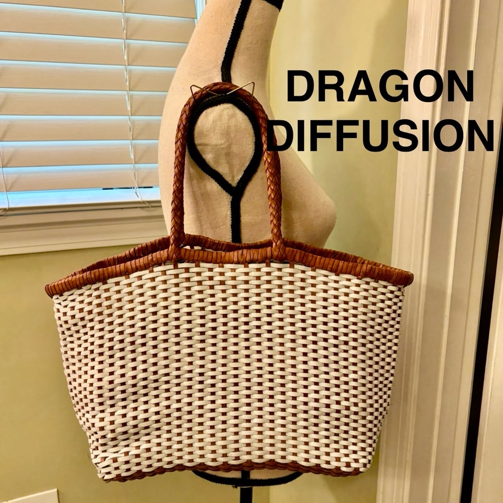 DRAGON DIFFUSION Leather Woven Tote Bag - White and Brown